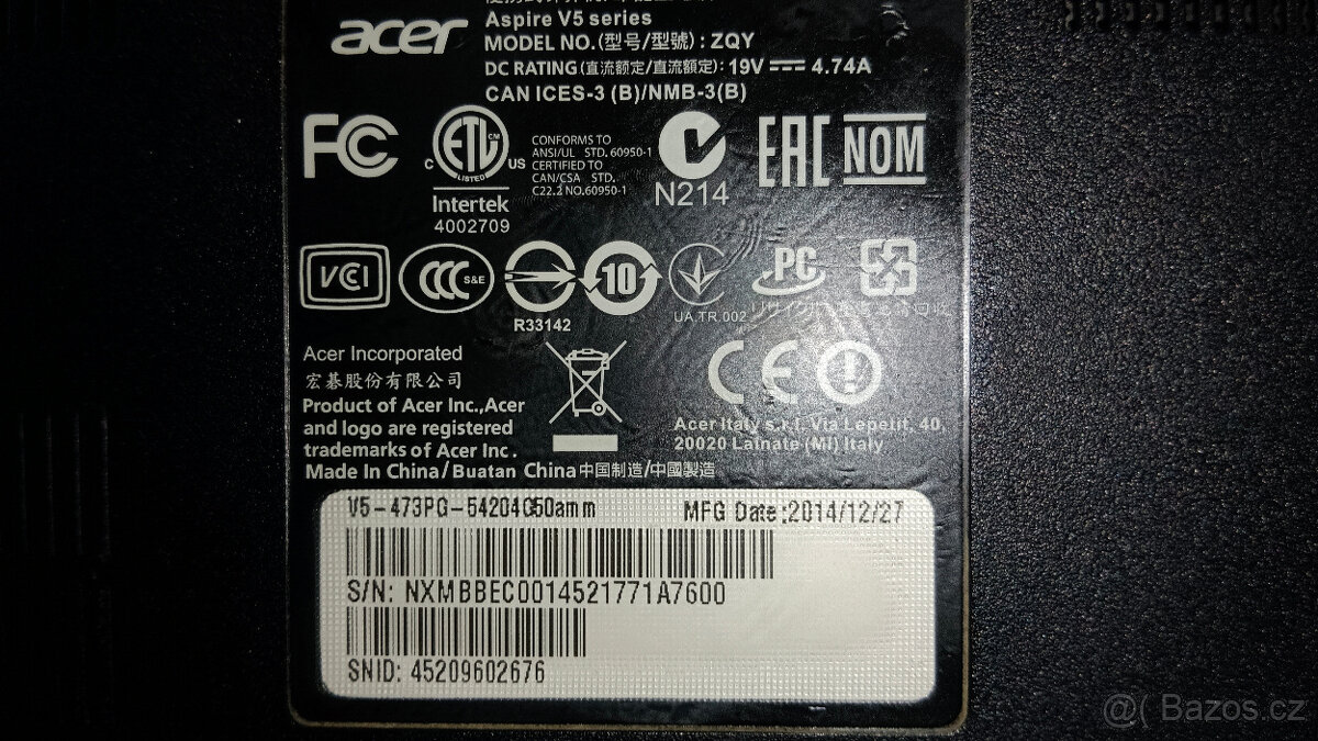 Starší herní notebook s dotykovou obrazovkou - 9