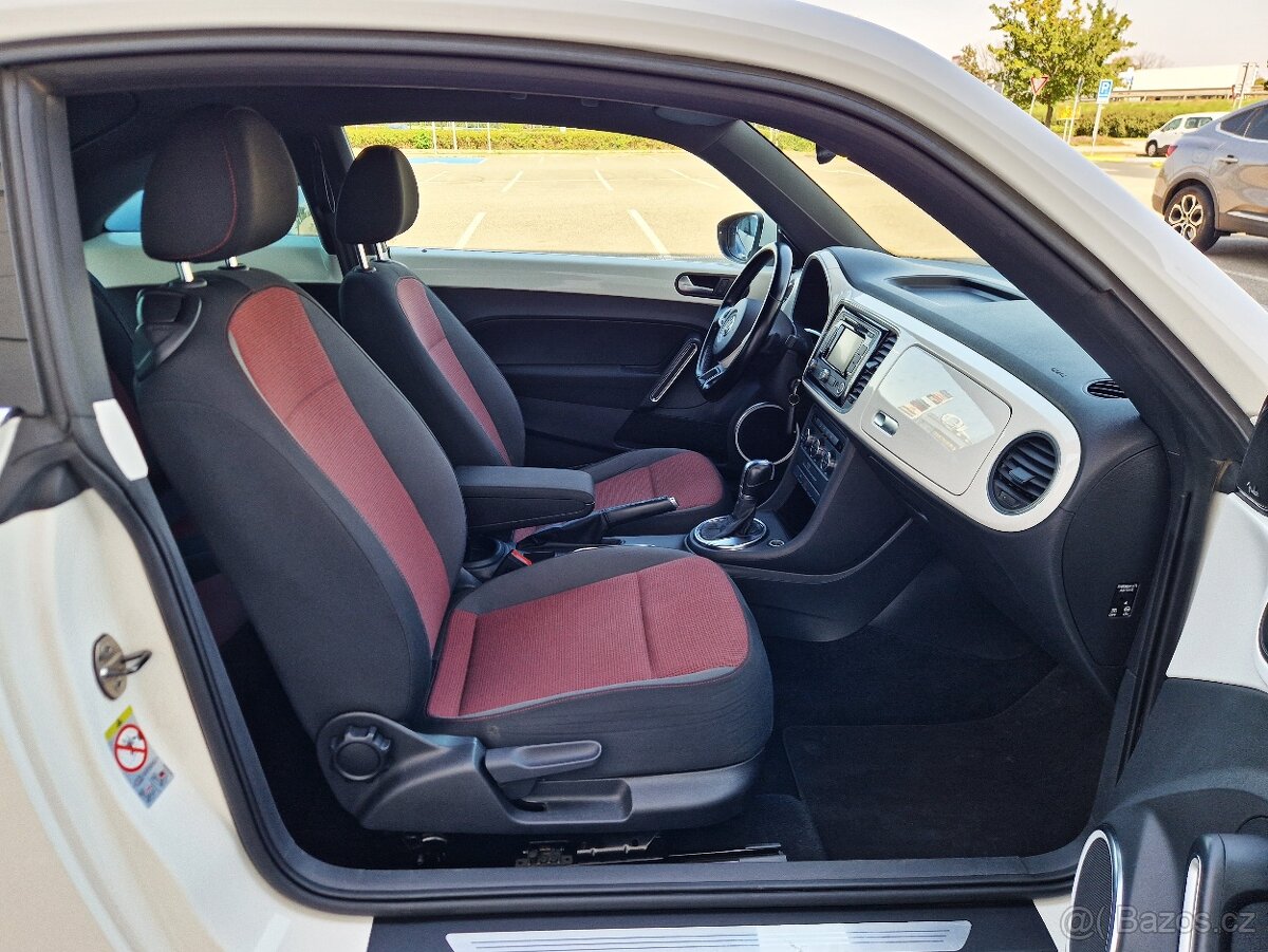 VW BEETLE 1.6TDI 2013 LED/XENON NAVIGACE AUT.PŘEVODOVKA - 9