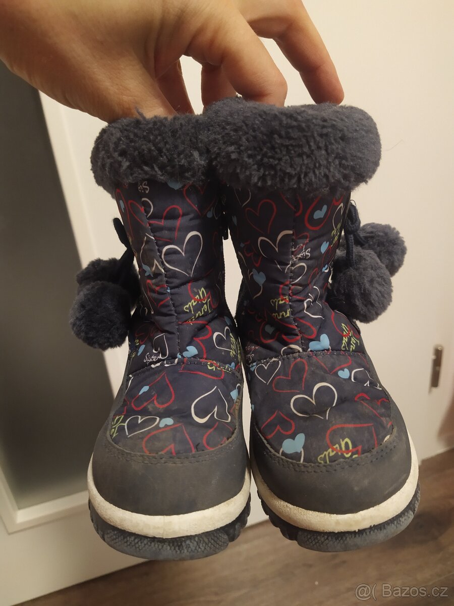 Dětské boty, papuče, gumáky, sandály apod. (A) - 9