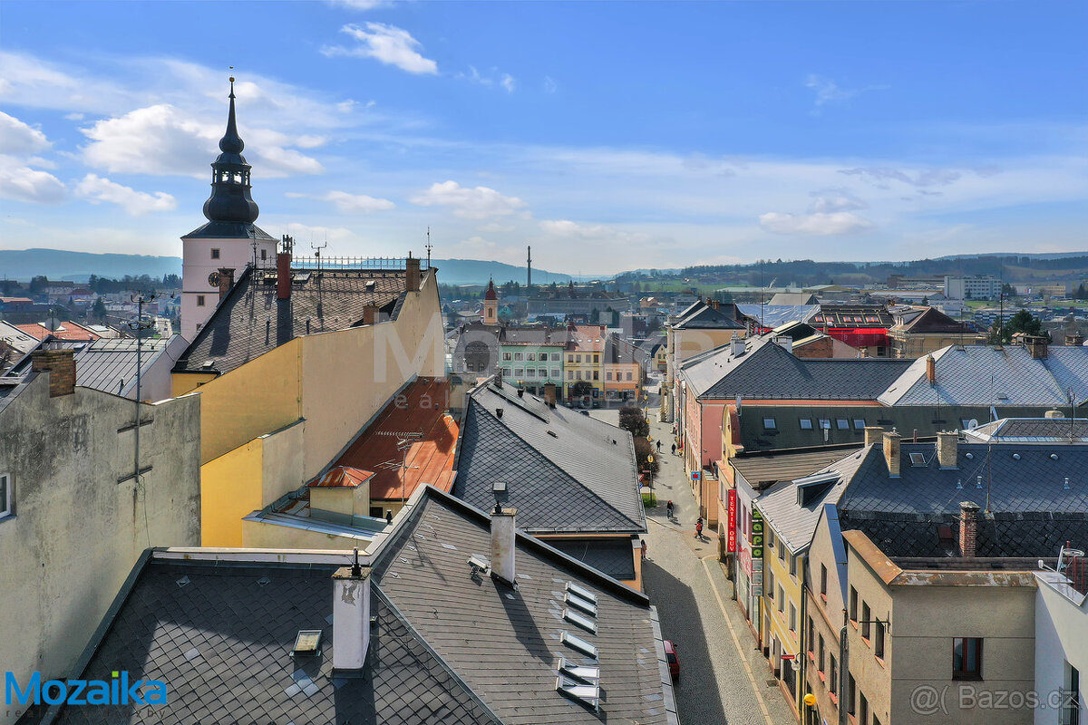 Obchodní dům v centru Lanškrouna. Už. pl. 704m2 - 9