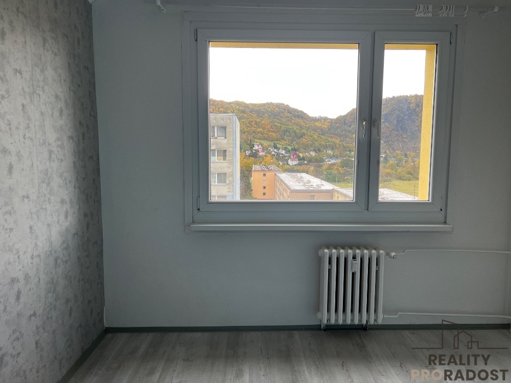 Nabízím k prodeji byt 3+1/L , byt 3+1 sídliště Mojžíř - 9