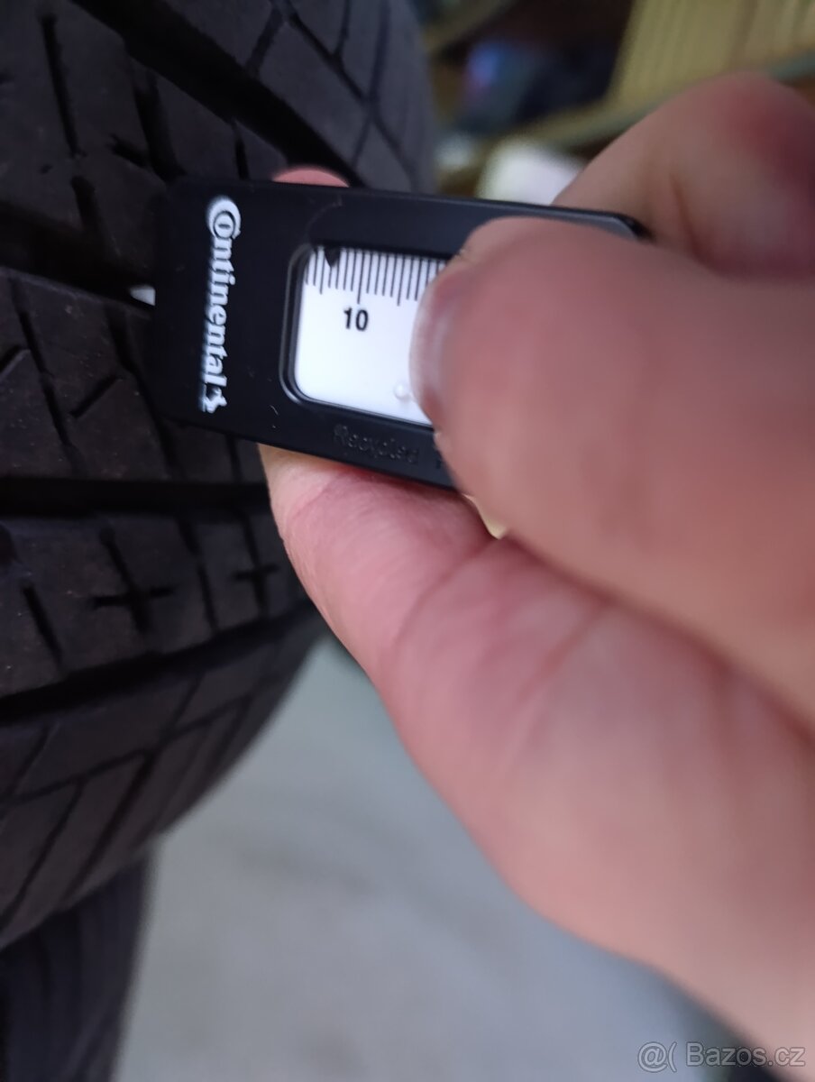 235/55 R18 100H letni - 9