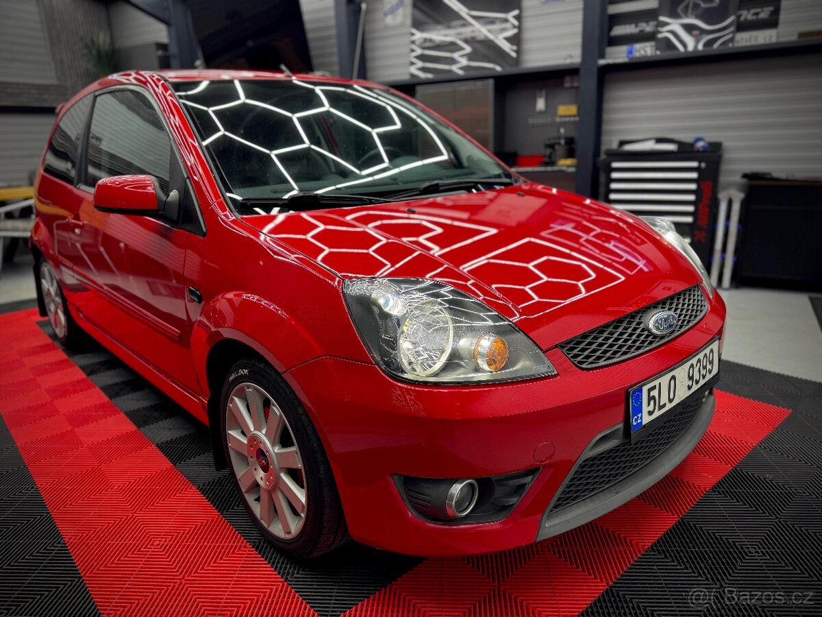 Ford Fiesta ST150 - 9