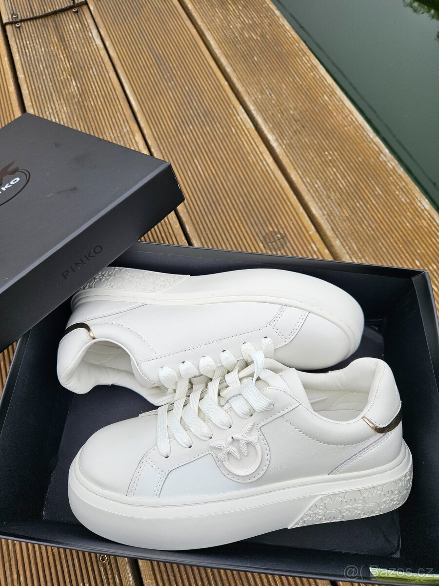 Pinko sneakers ve.40 kožené - 9