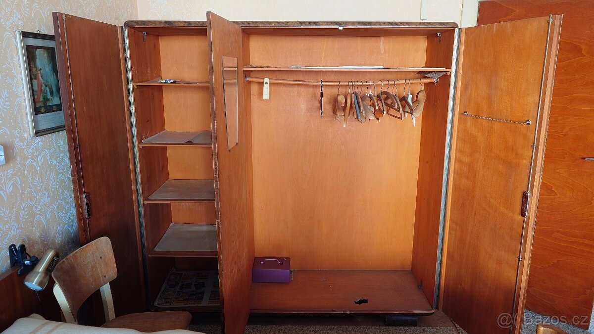 Šatní skříně - 9