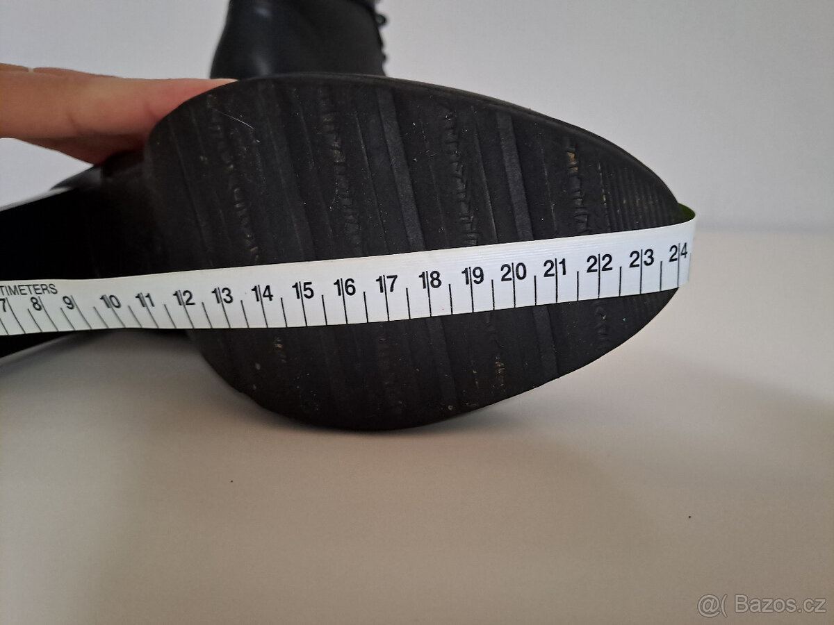 Šněrovací kotníková obuv Body Flirt s vysokým podpatkem - 9