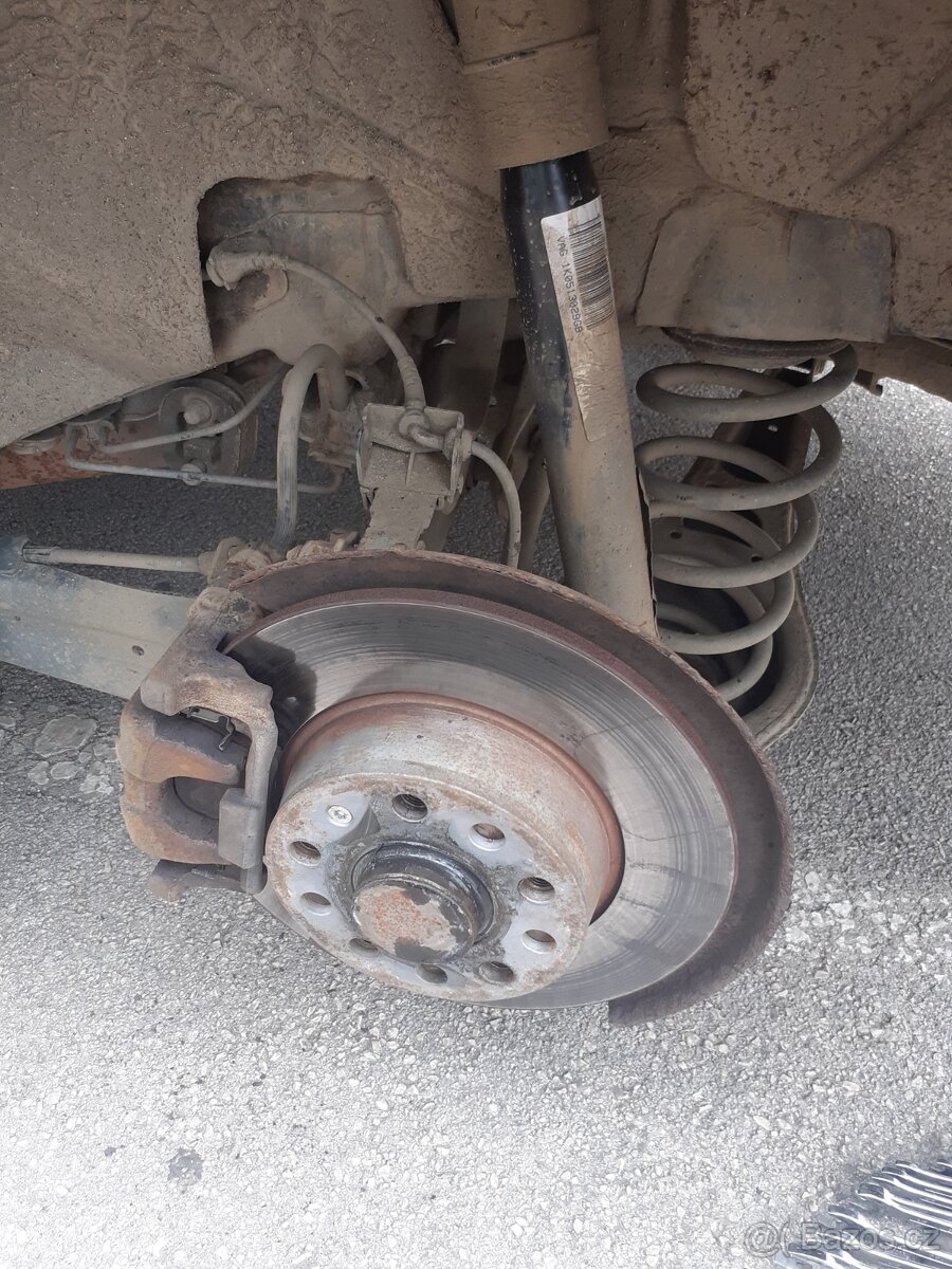 Prodám Škoda Octavia 2 facelift - 9