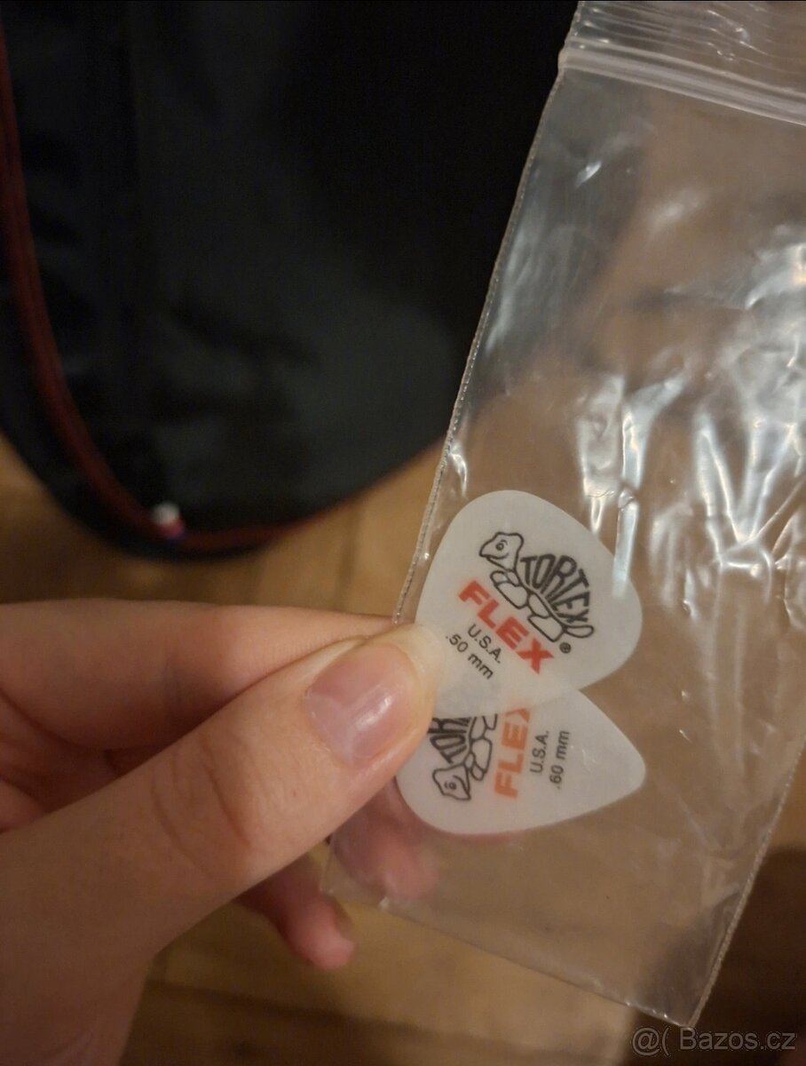 Akustická kytara model Earth70 BR - 9