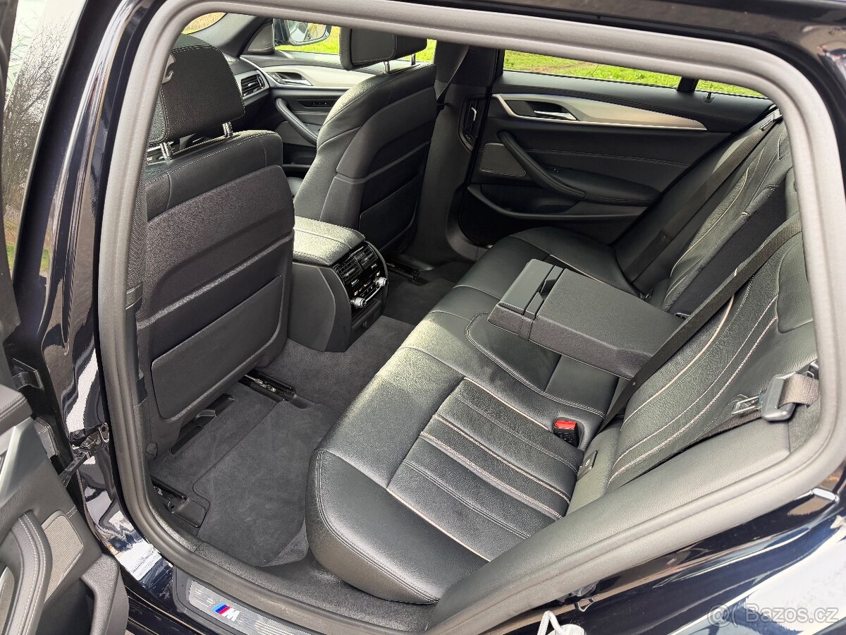 BMW 540d xDrive Touring - 9