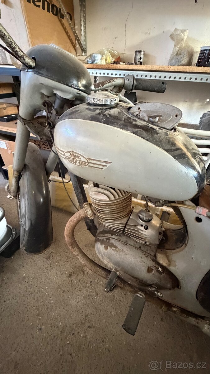 Jawa 250/353 kývačka - 9