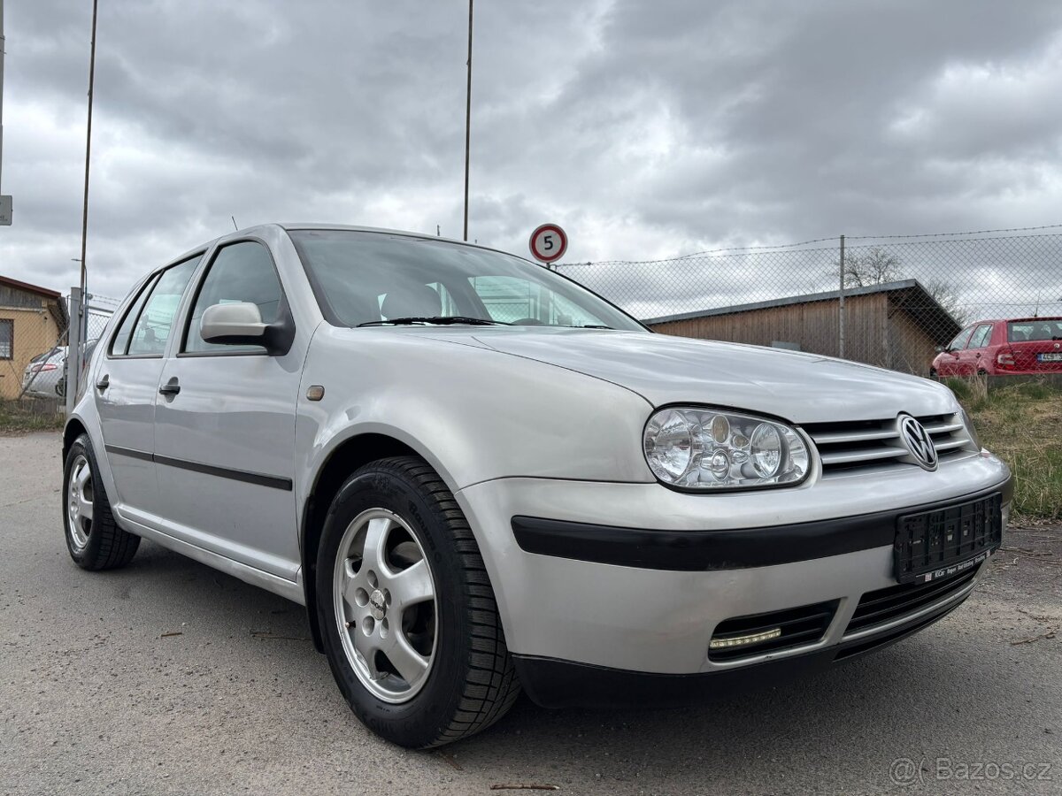 Vw Golf IV 1,4i 55kw - 9