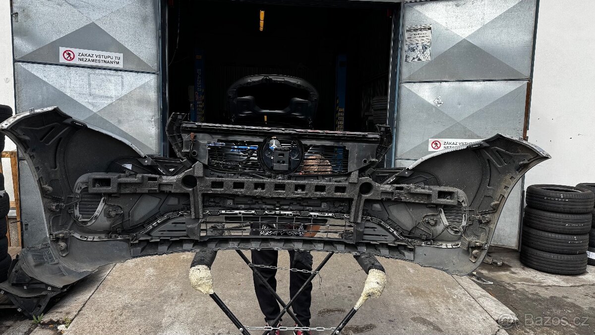 Mercedes EQC naraznik - 9