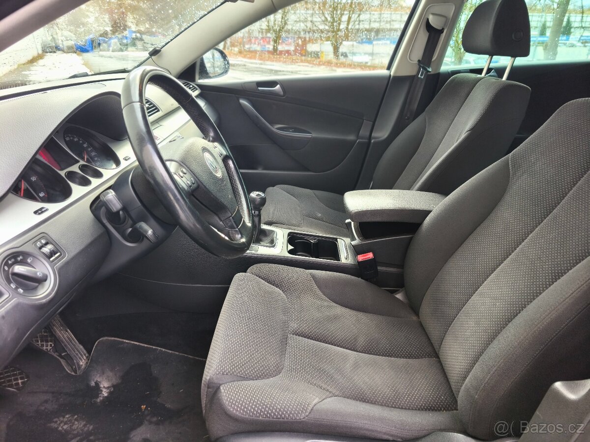 Volkswagen Passat - 9