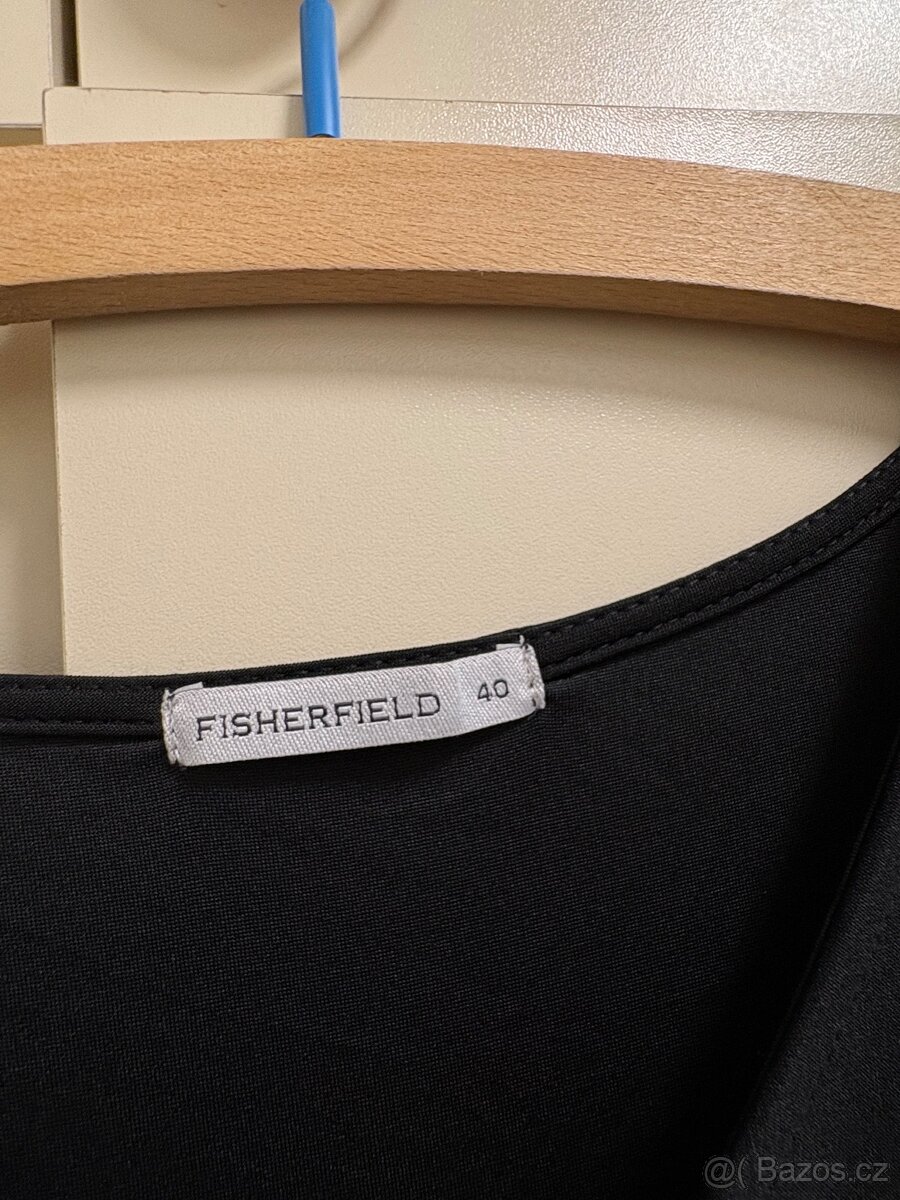 Vínové šaty a černé šaty - 9