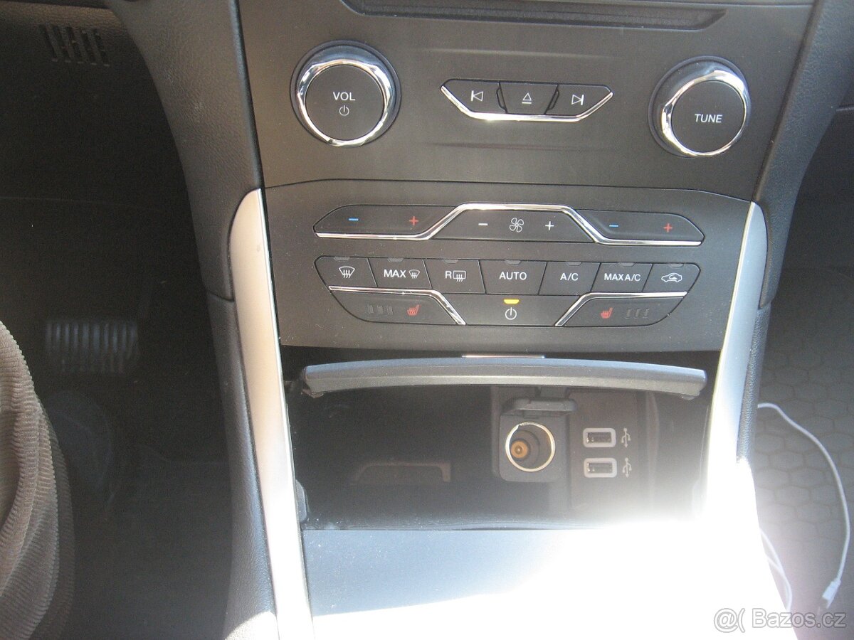 Prodám FORD S-MAX EcoBlue 2,0 - 9