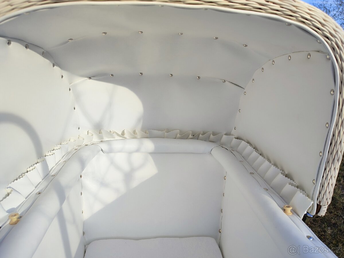 Renovovaný proutěný retro kočárek Liberta - 9