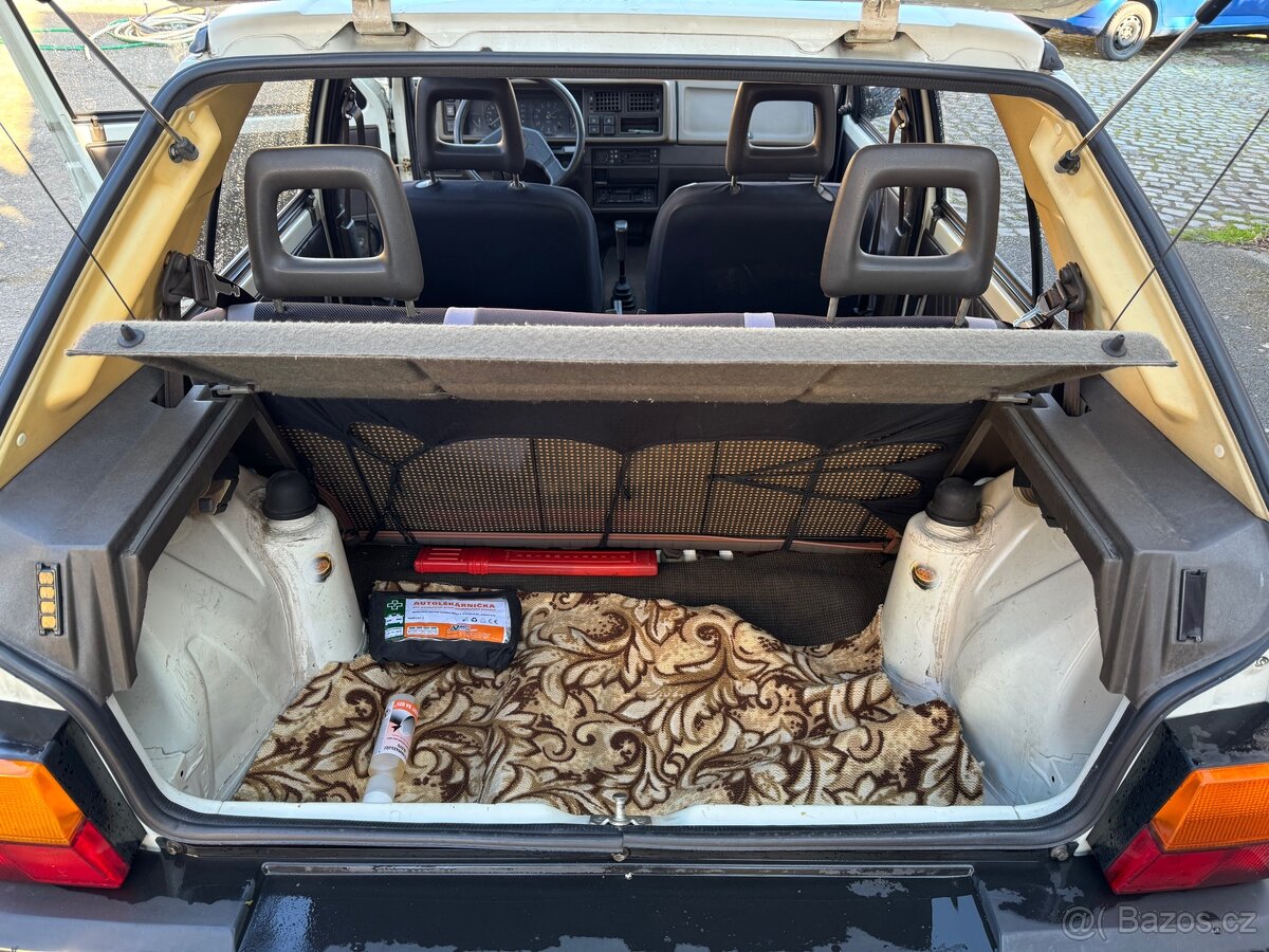 Škoda favorit - 9