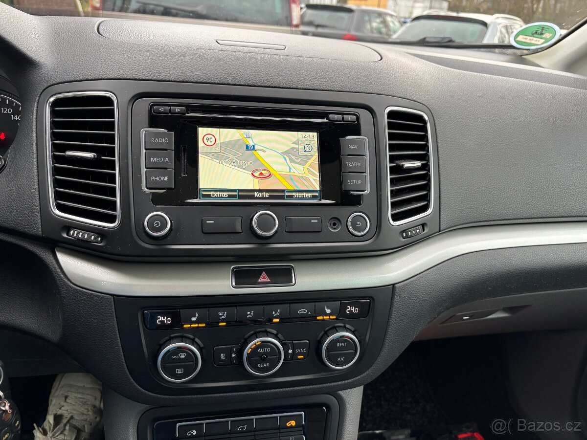 Seat Alhambra-rok2013,7míst,2.0TDi,130KW,serviska,xenon - 9