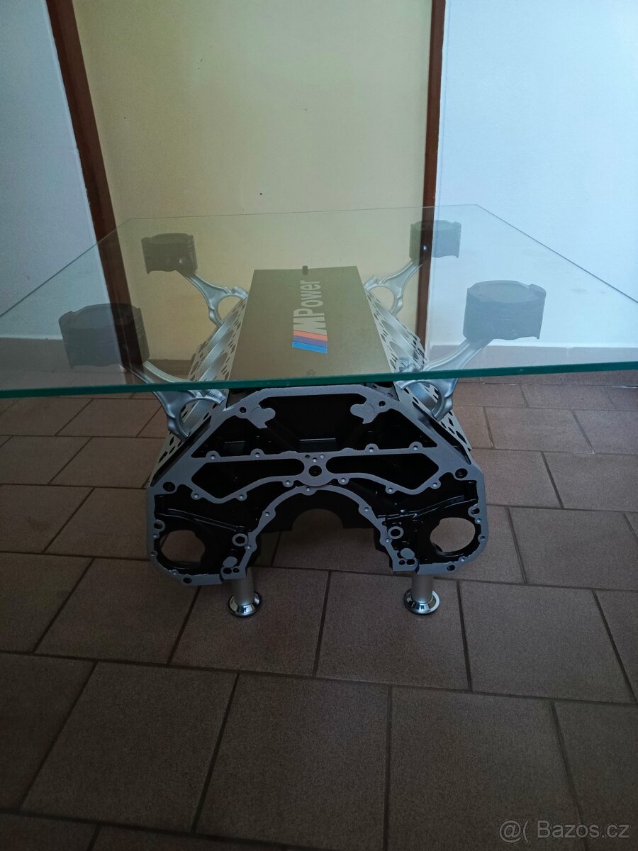 Konferenční stolek z bloku motoru V8. - 9