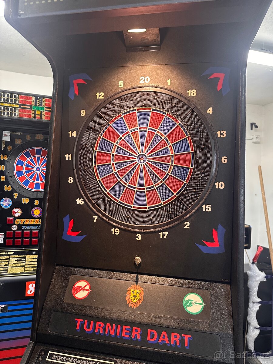 Šipkový automat, šipky, terč - 9