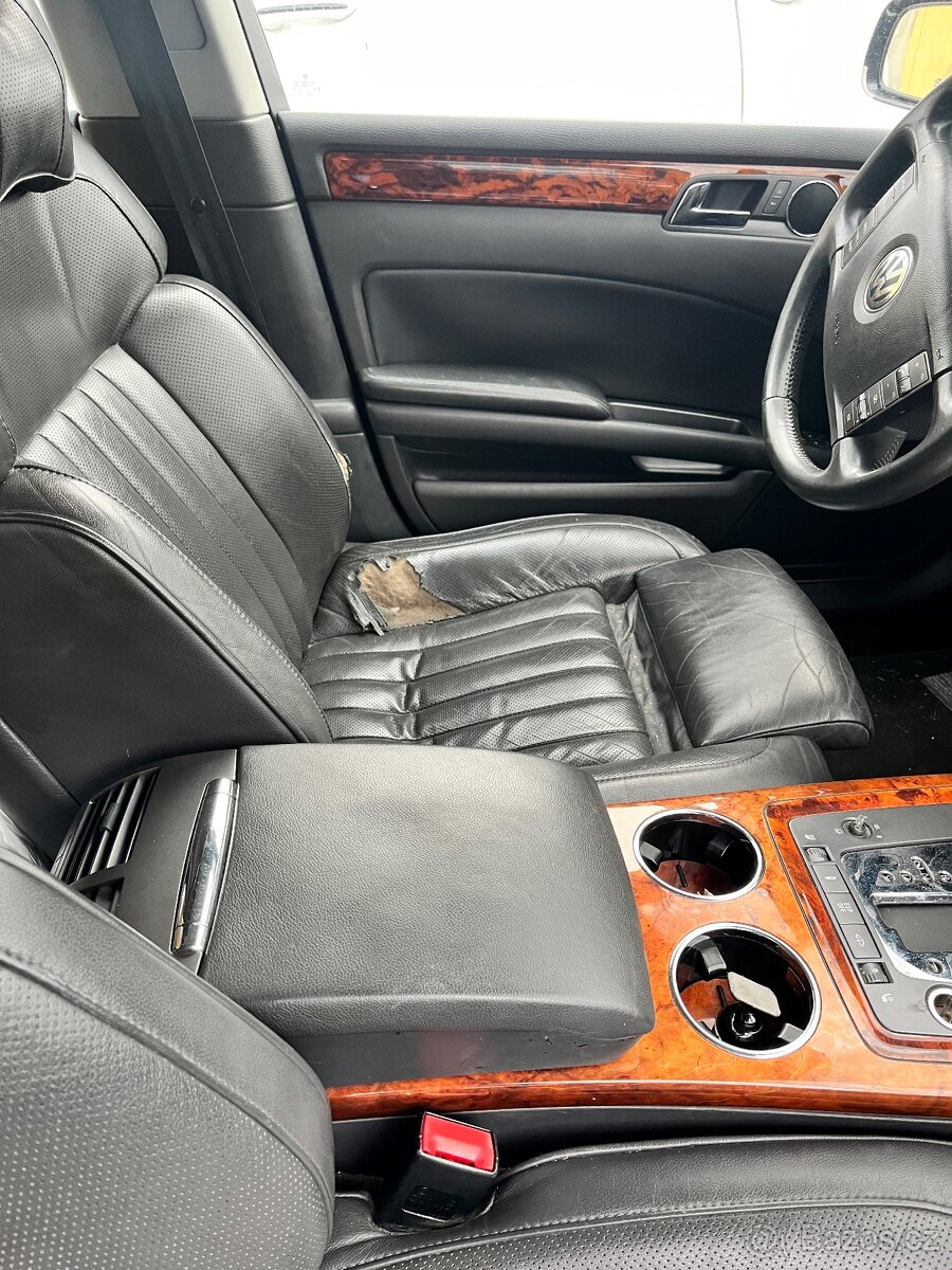 Volkswagen Phaeton - 9