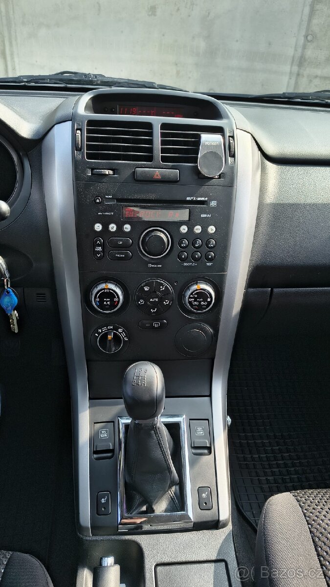 Suzuki Grand Vitara - 9