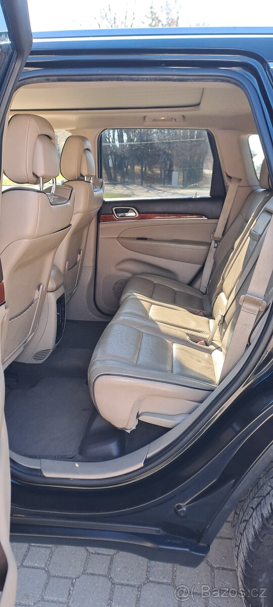 Jeep grand Cherokee + vestavba, nové pneu - 9