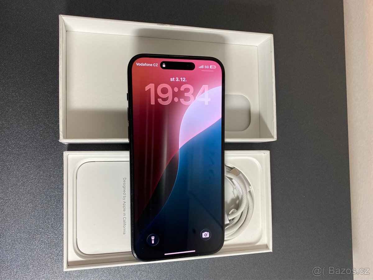 iPhone 15 Plus 128GB černý + záruka - 9