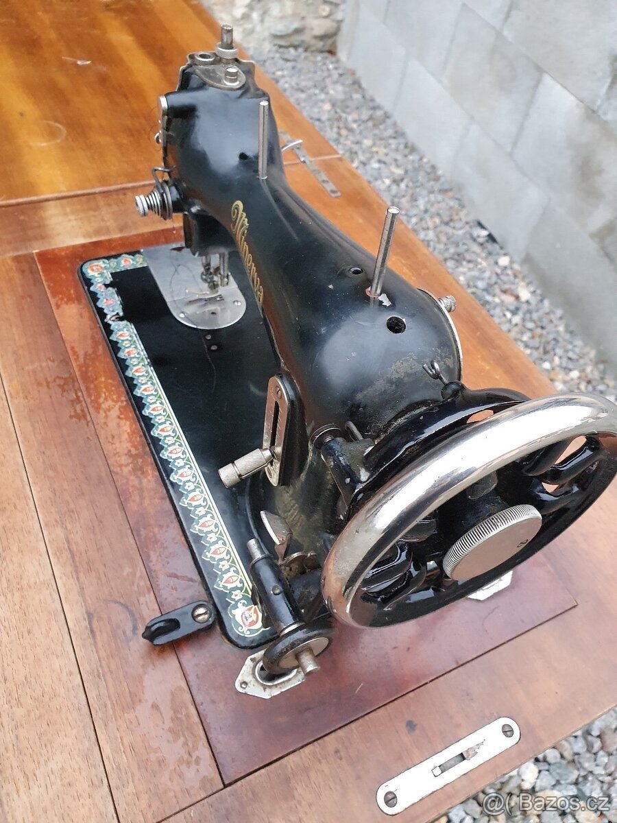 Šicí stroj Minerva - 9