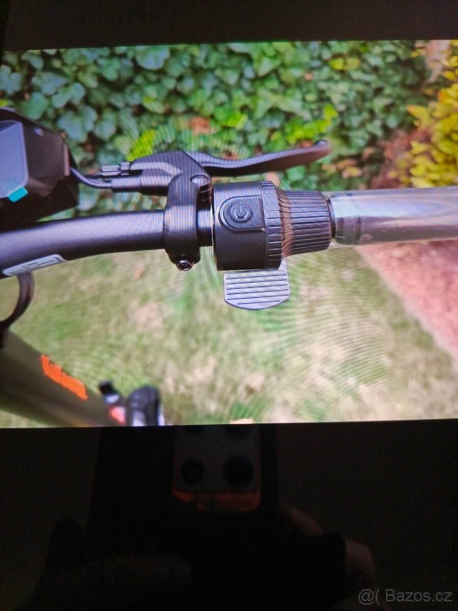 Elektrokolobezka Kukirin G2 - 9