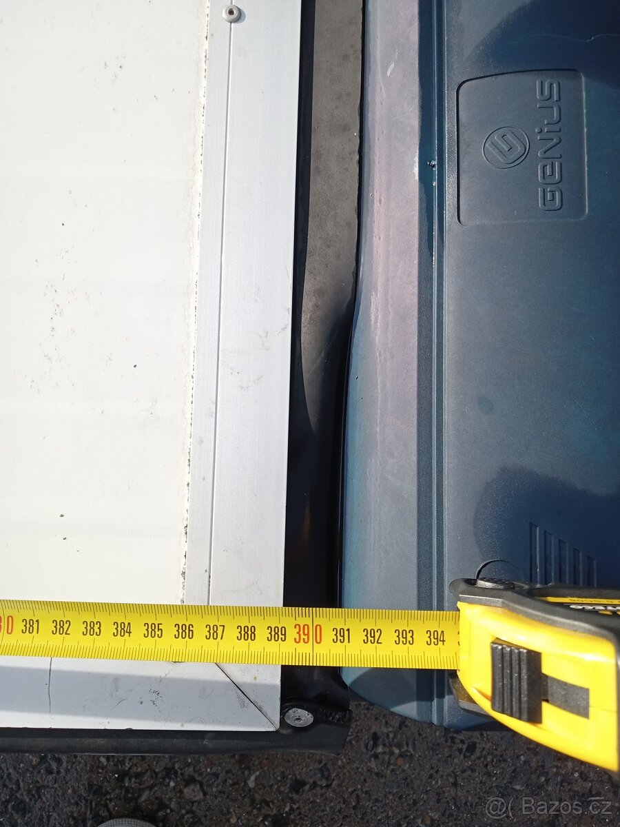 třídílná sekční vrata - 9