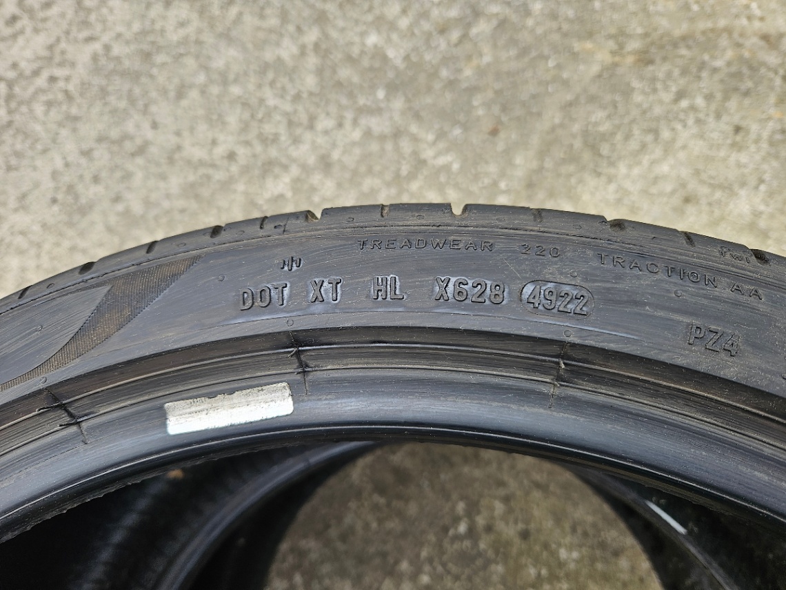 305/30ZR21 (104Y) Pirelli PZero TM NFO 4ks 5mm - 9