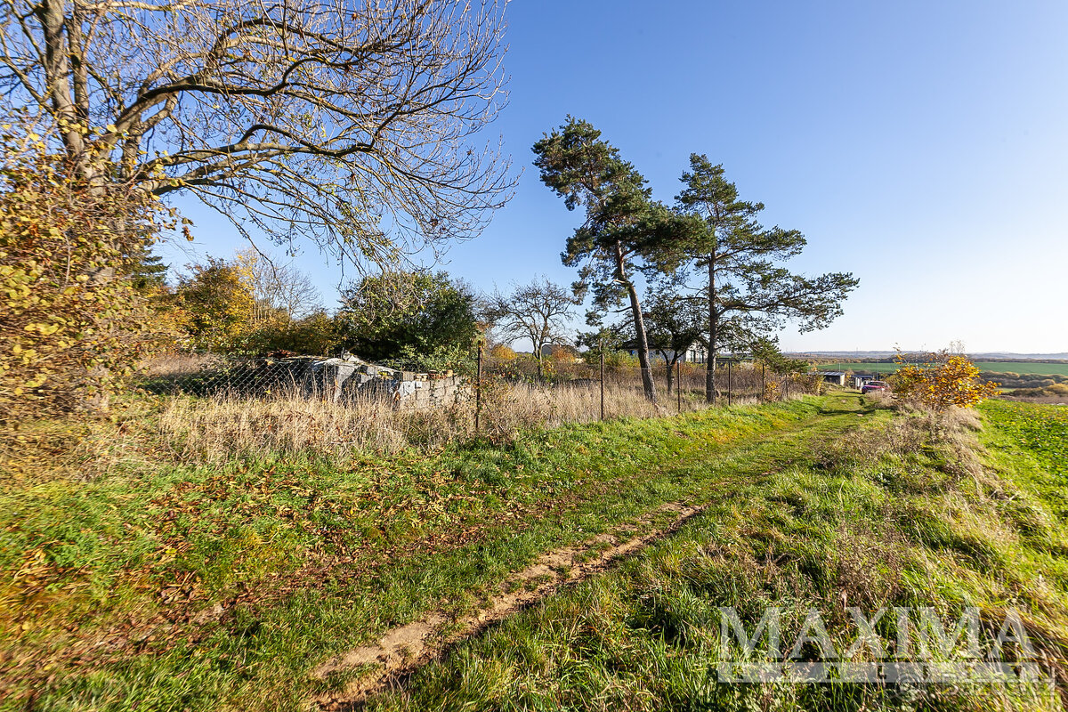 Pozemek o ploše 935 m2 - Dobříč, Dobříč - 9