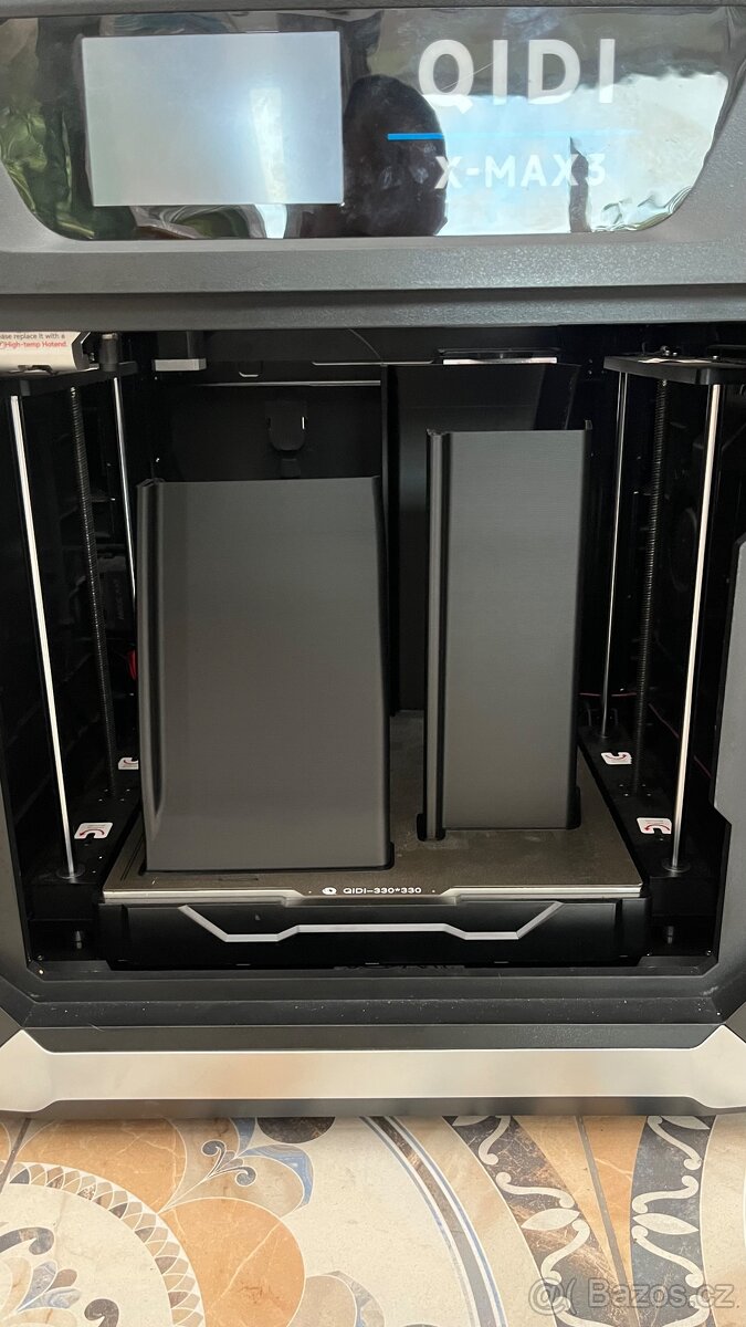 2x Qidi X-Max 3 - 9