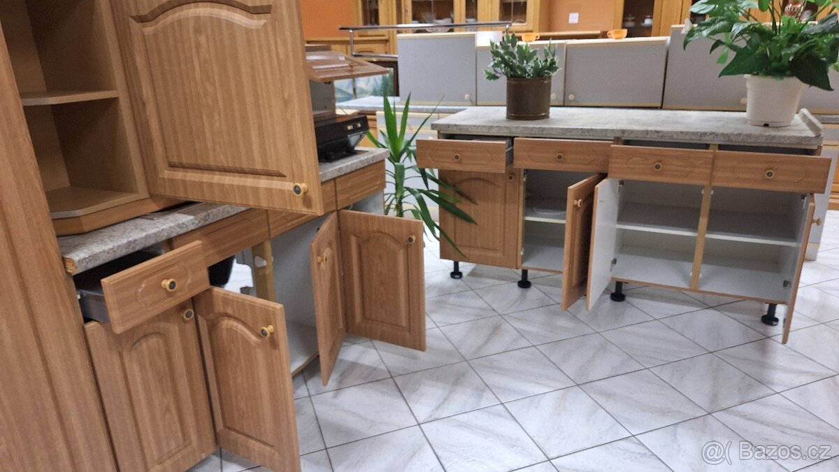 Kuchyňská linka německé výroby - 9