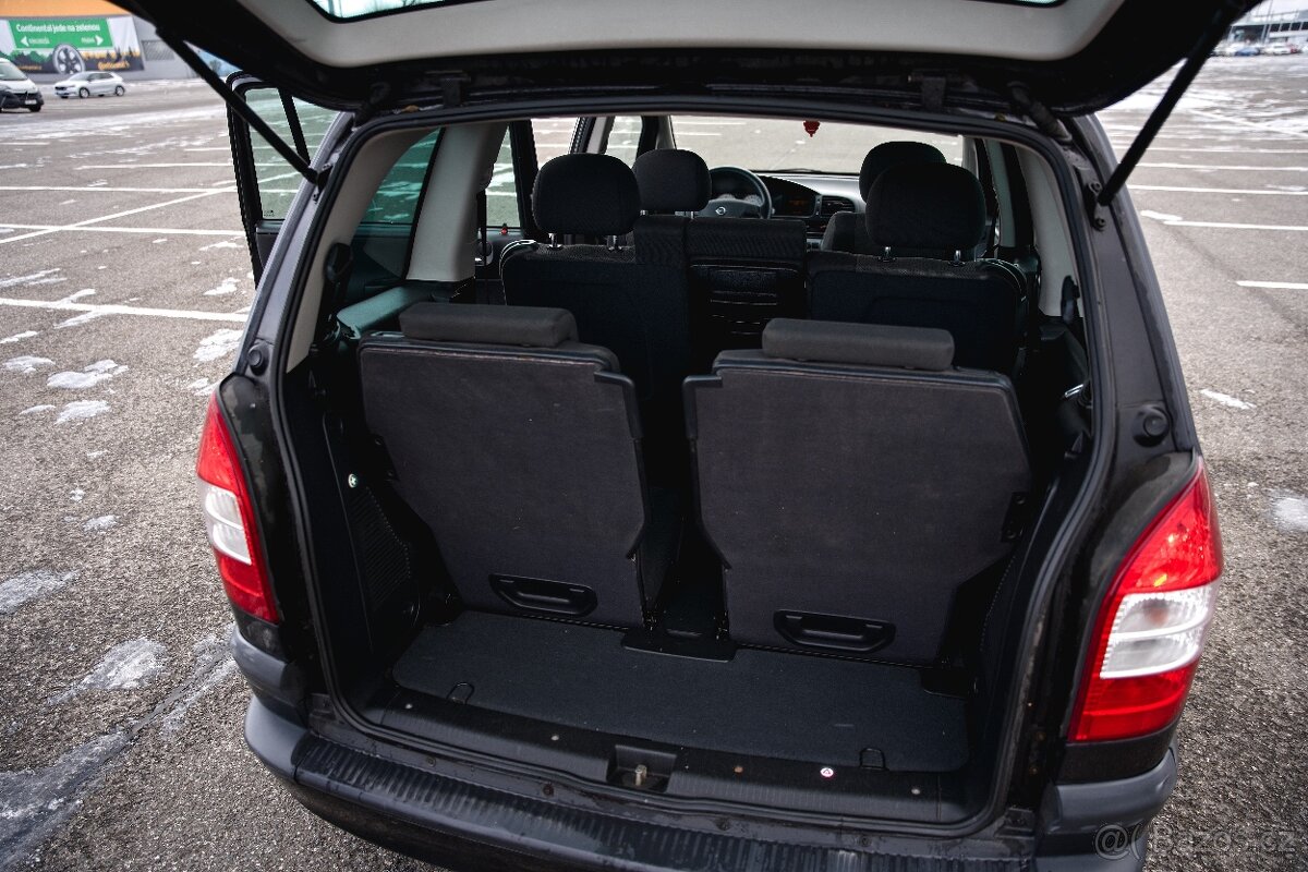 Opel Zafira 2.0 TDI - 9