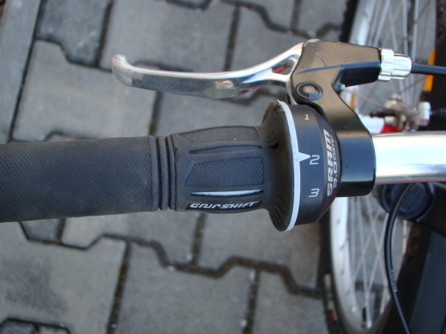 SPECIALIZED HOTROCK - 9