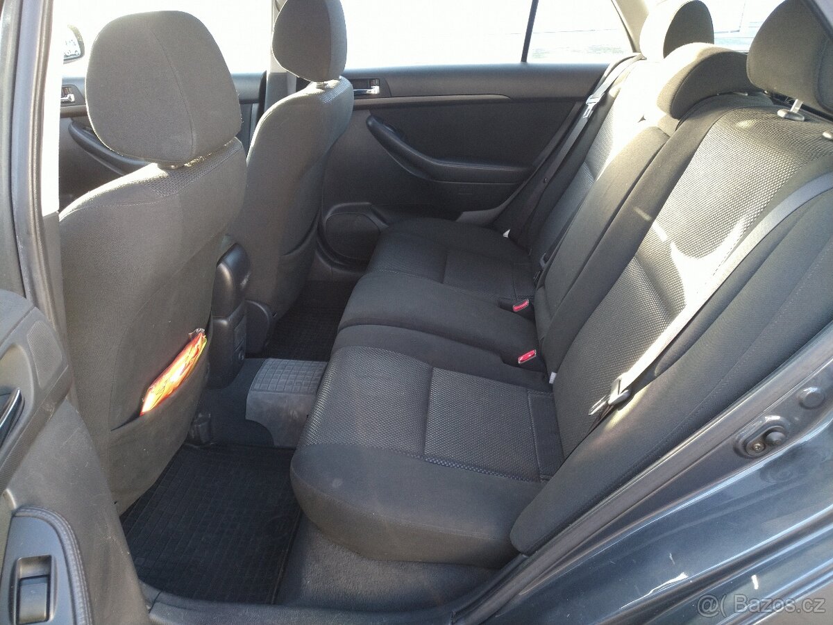 Toyota Avensis T25 2.2 d cat - 9