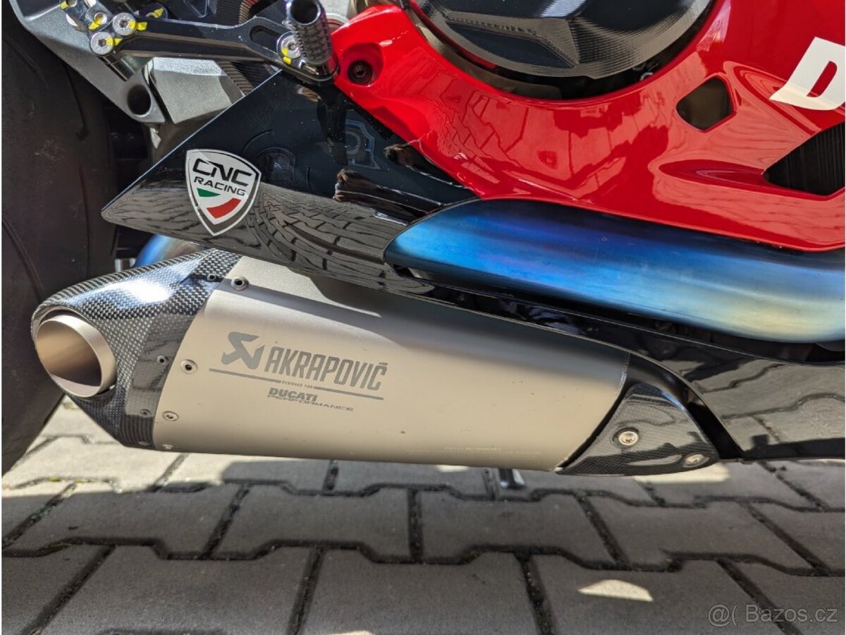 Ducati Panigale V2 Bayliss s doplňky - 9