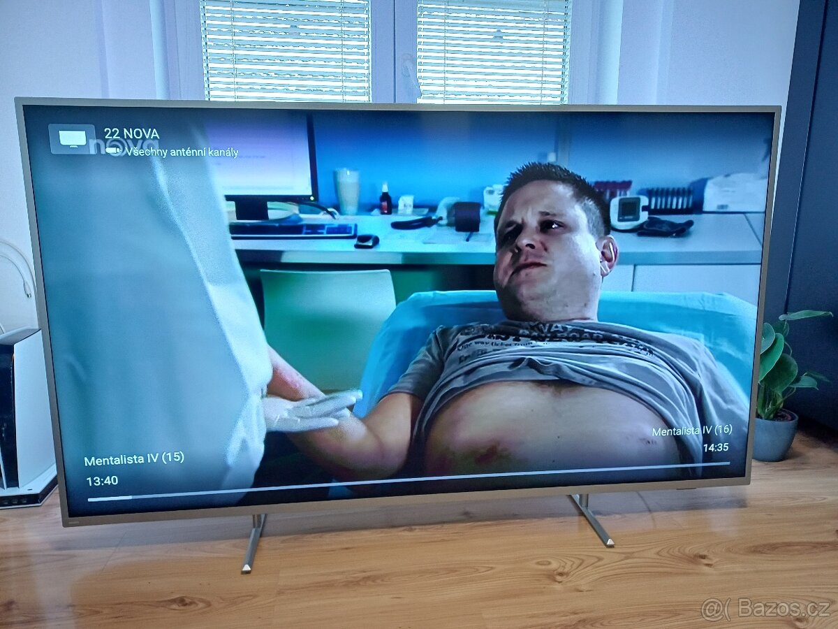 70"178cm 4K Smart TV Ambilight Philips 70PUS8505/12 - 9