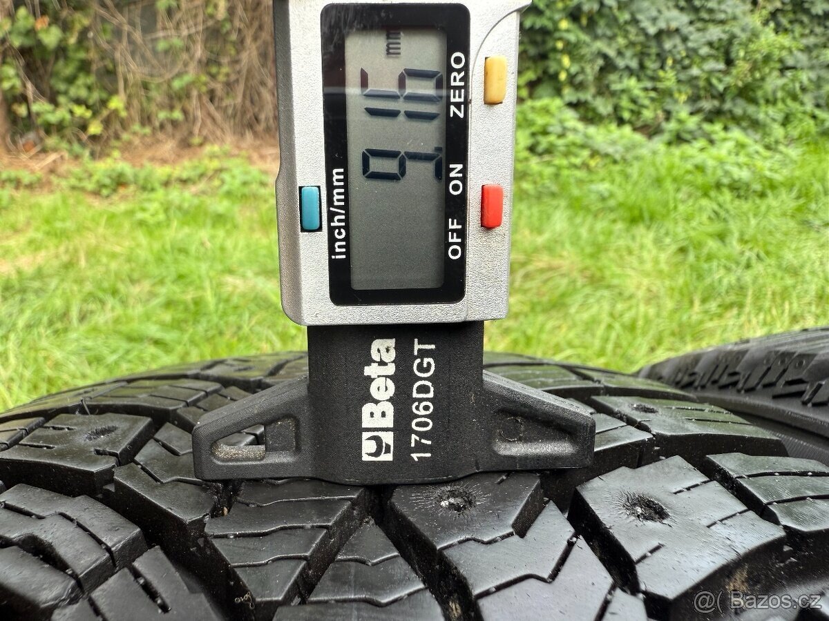 4x Zimní pneu Triangle IceLynx TI501 - 225/65 R17 XL - 95% - 9