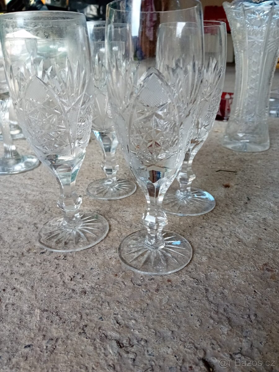 Křišťálové sklenice, nekolik sad - 9