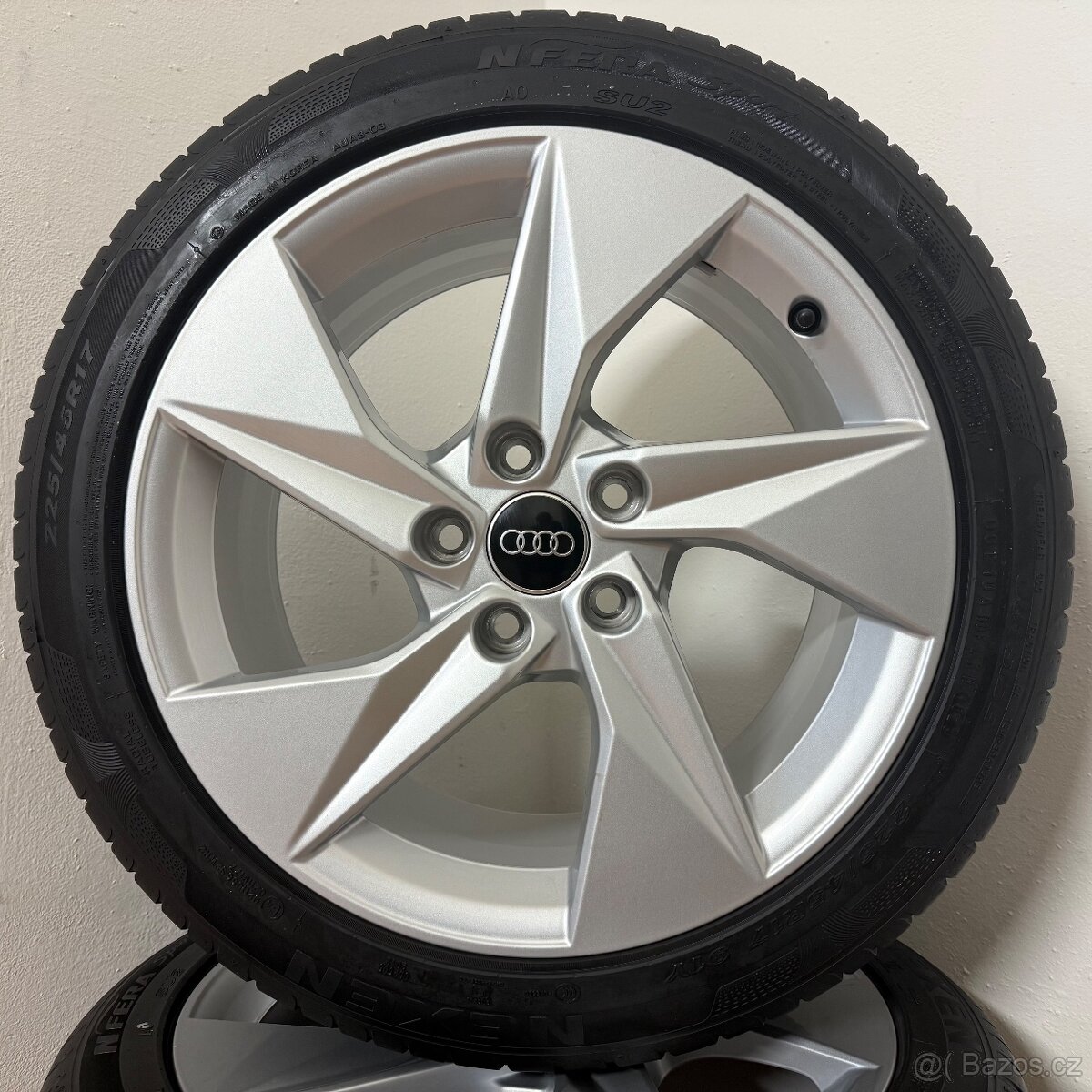 AUDI A3/VW GOLF 5x112 R17 ET46+LETNÍ 225/45R17 7mm - 9