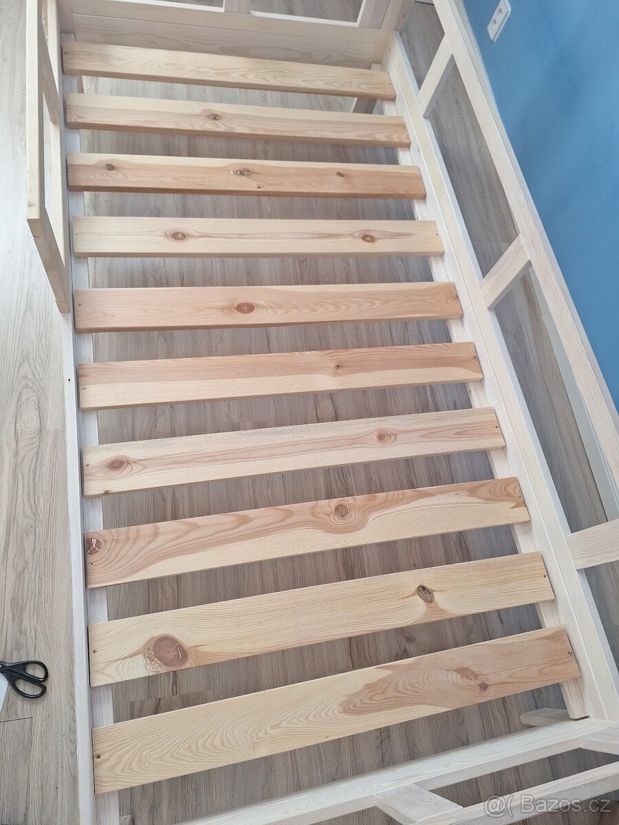 Domečková postel - 9