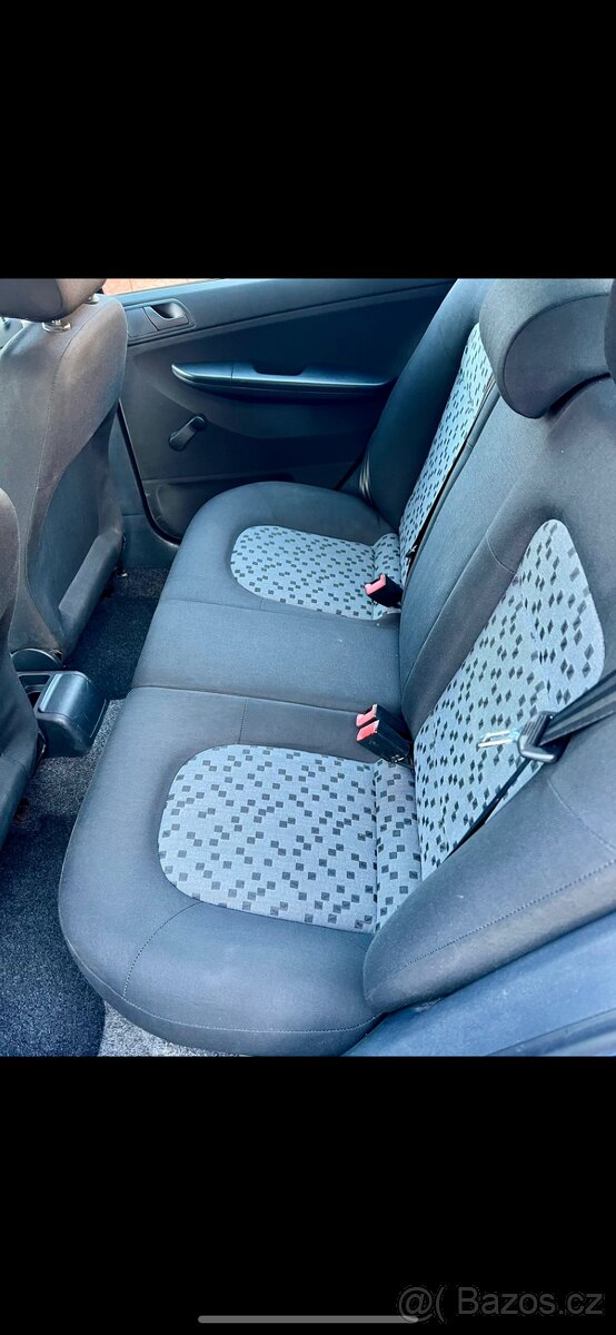 ŠKODA FABIA 1.4 KLIMATIZACE - 9