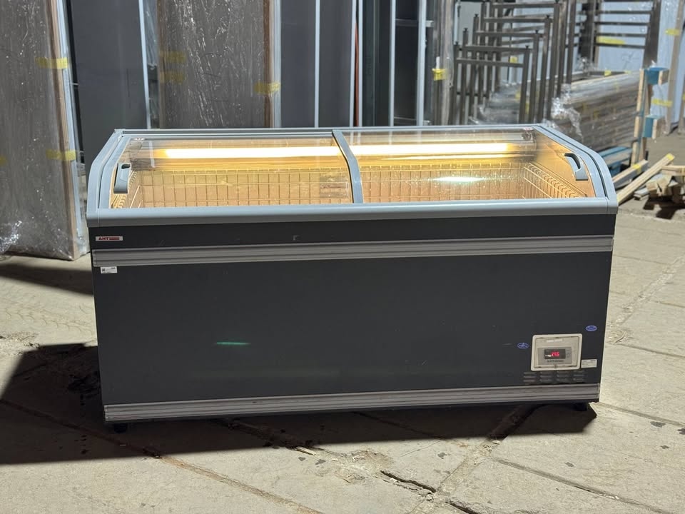 Prosklený pultový mrazák AHT Athen 175 - 9