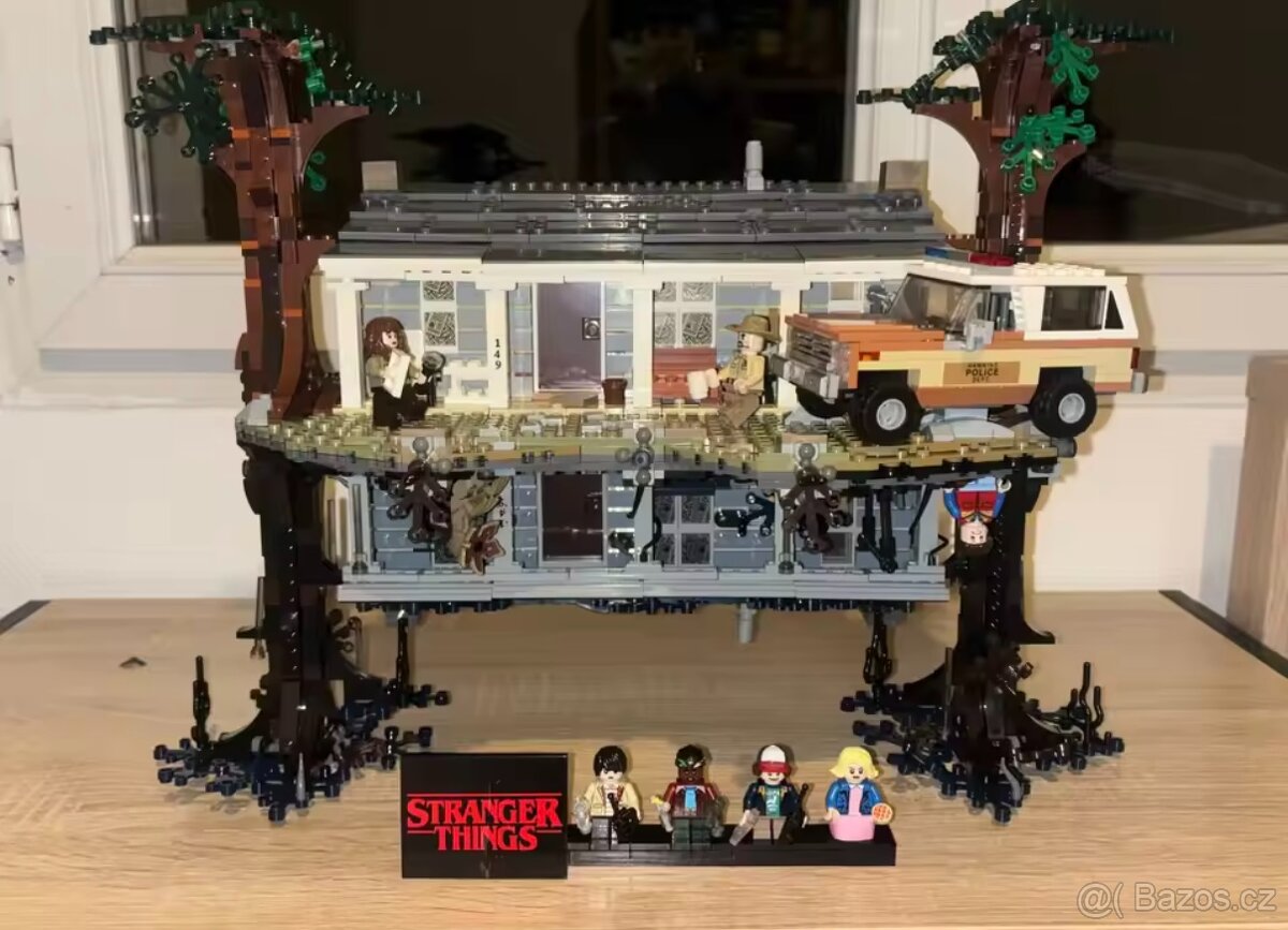 Stranger Things Upside Down 75810 - 9