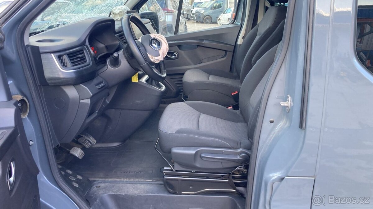 Renault Trafic 5-míst - 9