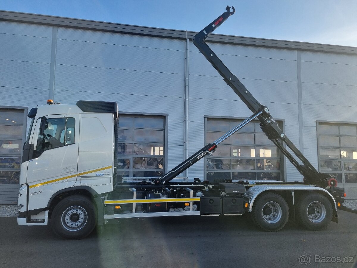 KONTEJNEROVKA VOLVO 6x4 MULTILIFT - 9