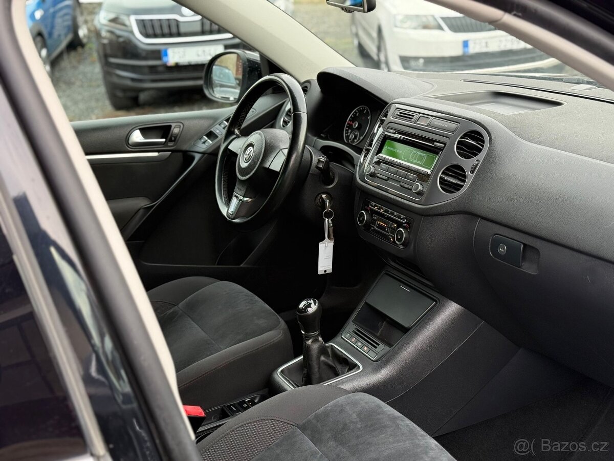 VW Tiguan 2.0TDi 103kw 2x kola / tažné zařízení / 2012 - 9